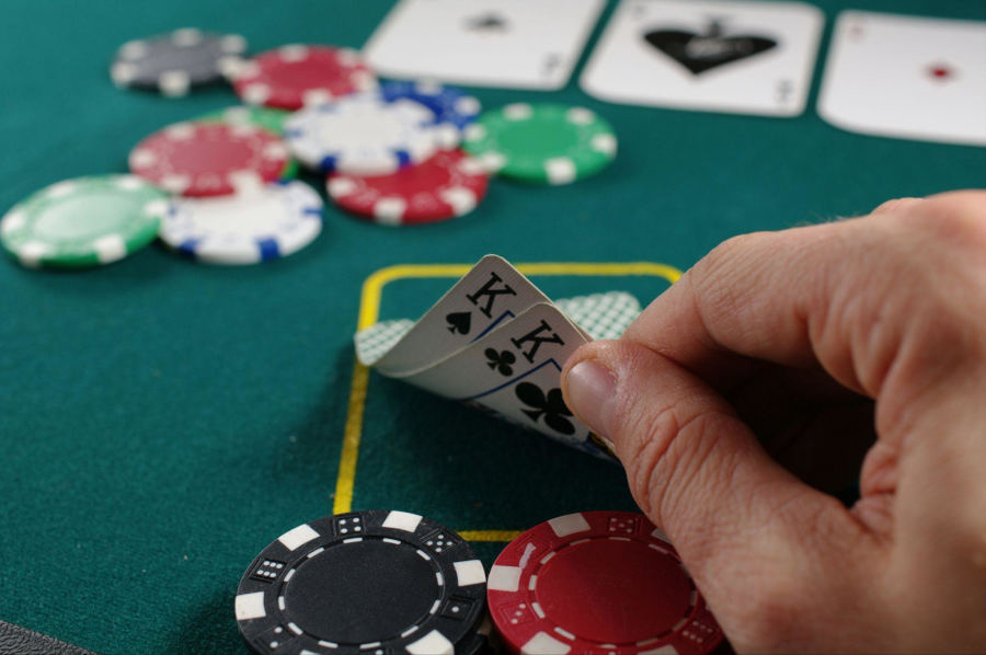 Blackjack, Roulette, or Slots: Which Game Gives You the Best Odds?