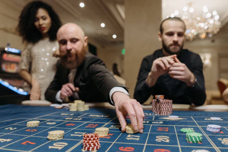 The Death of the Billboard: Why the Modern Gaming Audience Left Advertising Behind