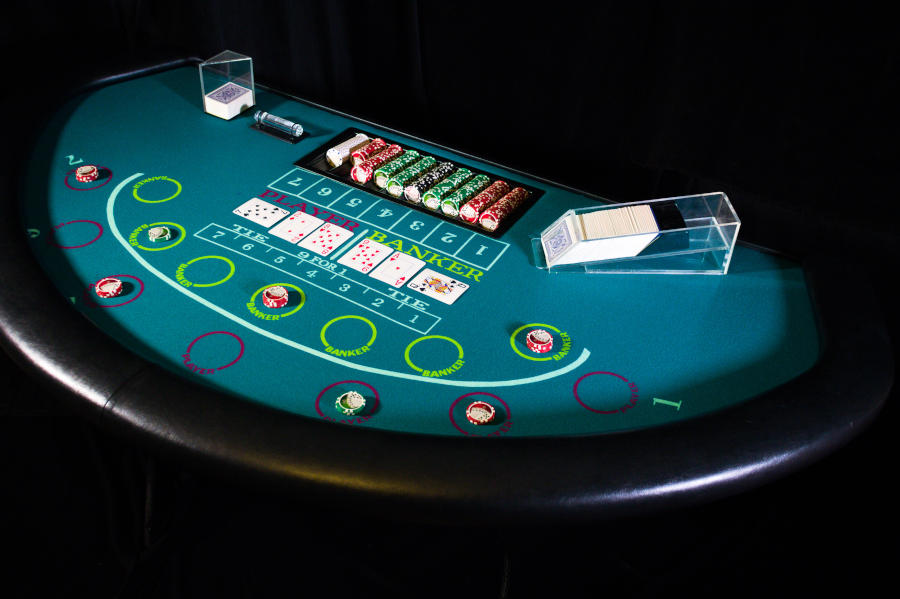 Baccarat Dealing Rules: How Casinos Deal Mini-Baccarat