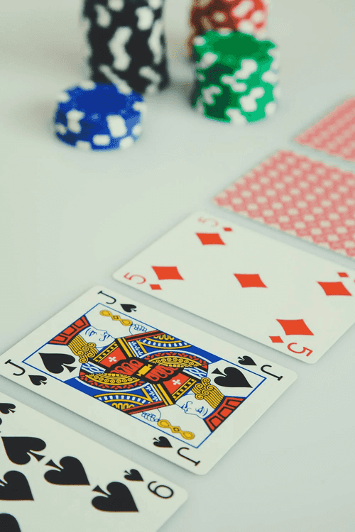 How Is Online Blackjack Changing the Role of the Dealer?